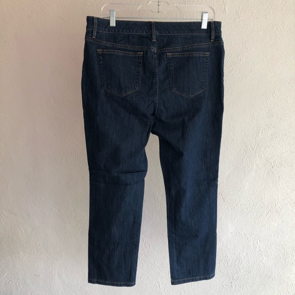 L.L. Bean Woman's Blue Denim Jeans - Picture 8 of 13